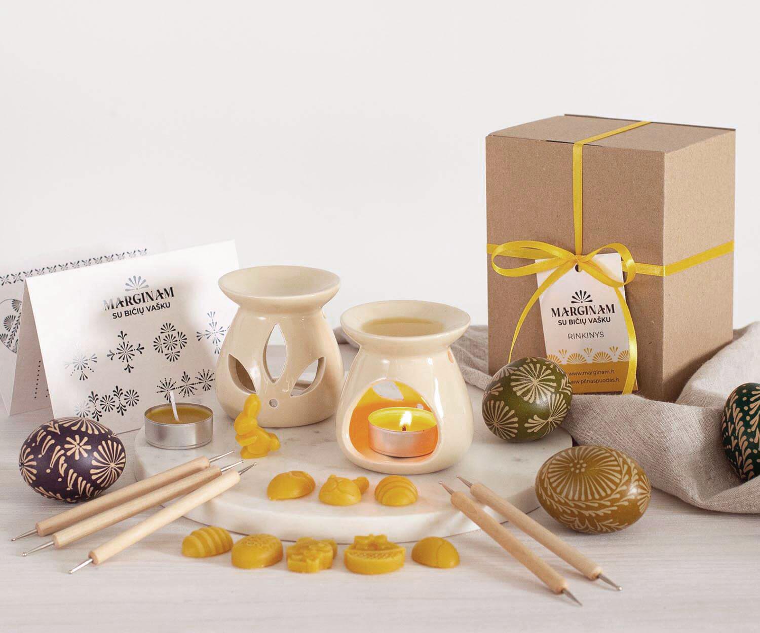 Rinkinys Velykoms šeimai marginimui bičių vašku