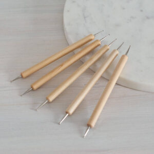 Pagaliukai, įrankiai kiaušinių dažymui bičių vašku